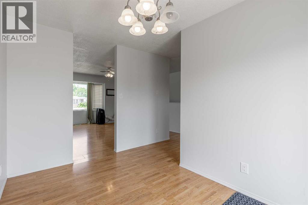 5105 2 Street - 9