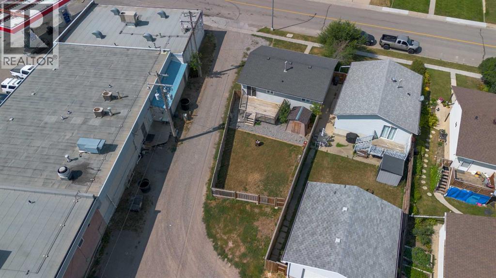 5105 2 Street - Image 40