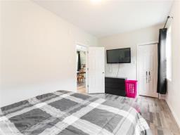 269 Larsen Avenue, Winnipeg, MB R2K1P9 Photo 20