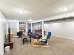 269 Larsen Avenue, Winnipeg, MB R2K1P9 Photo 34