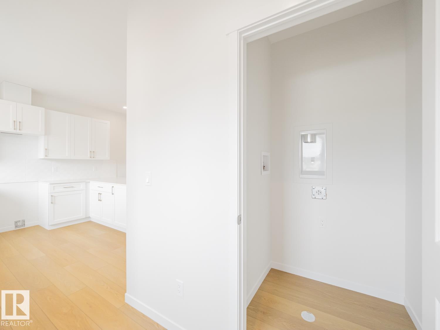 19608 30 AV NW - Image 18