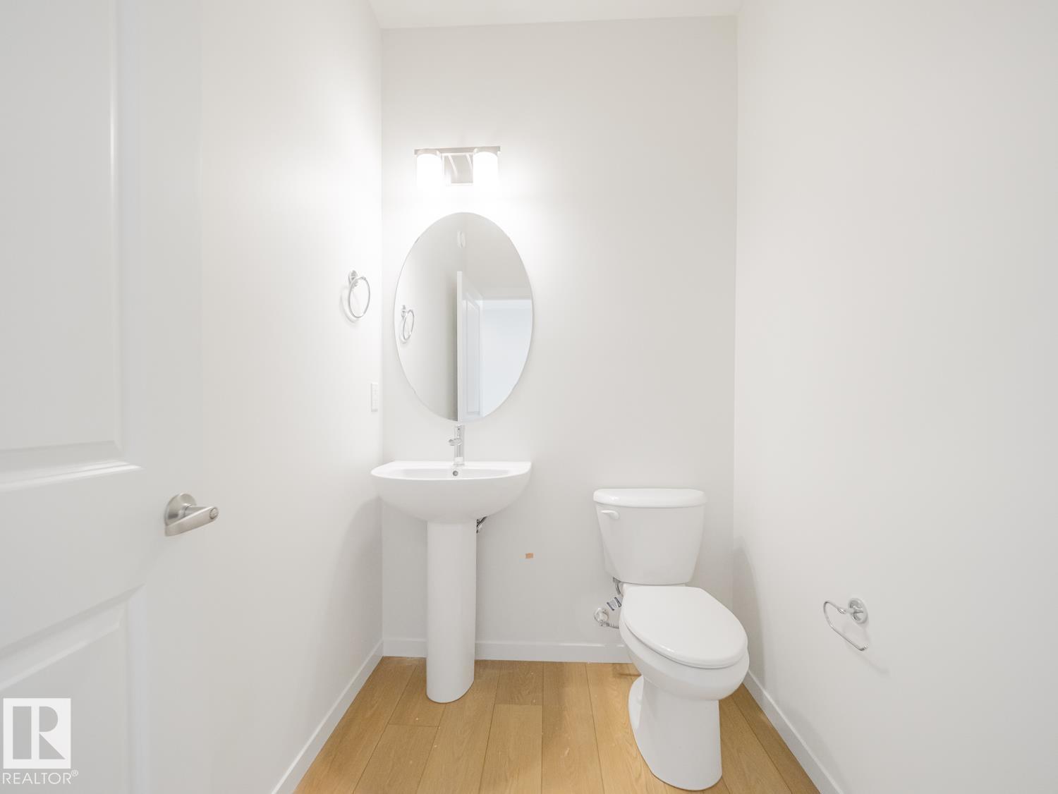 19608 30 AV NW - Image 19
