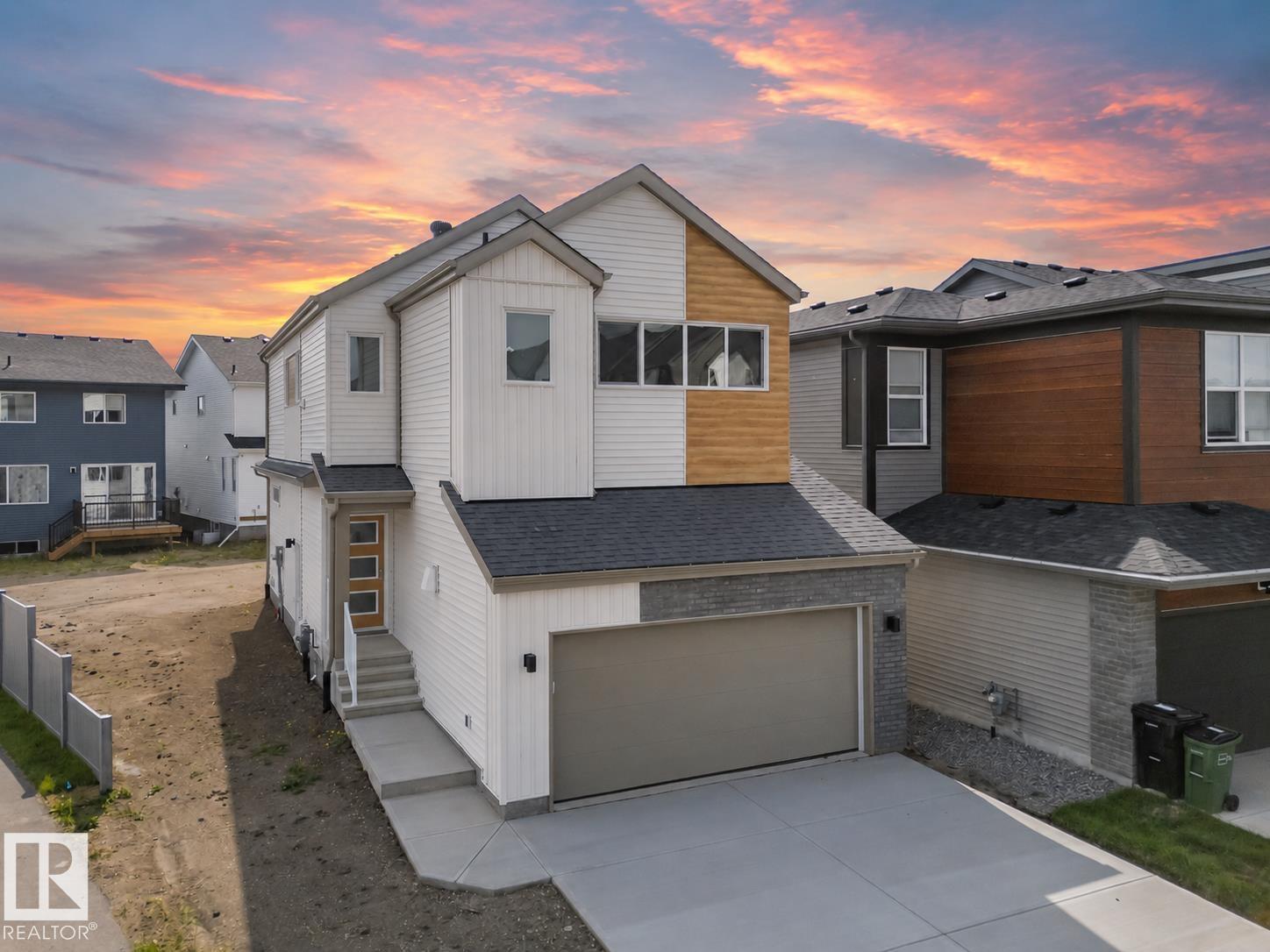 2204 193 ST NW, River's Edge, Edmonton photo 1