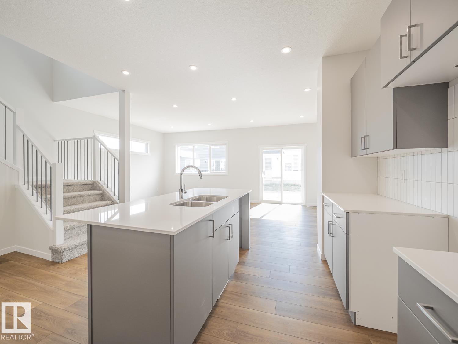 2204 193 Street NW - Photo 14