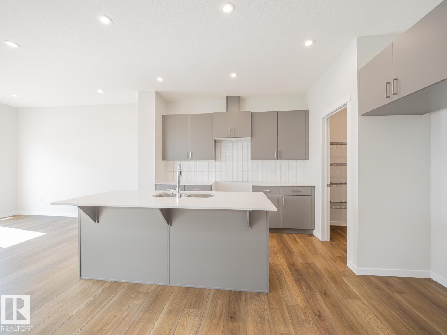 2204 193 Street NW - Photo 11