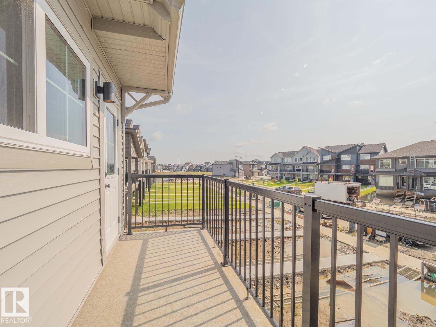17224 4 ST NW - 32