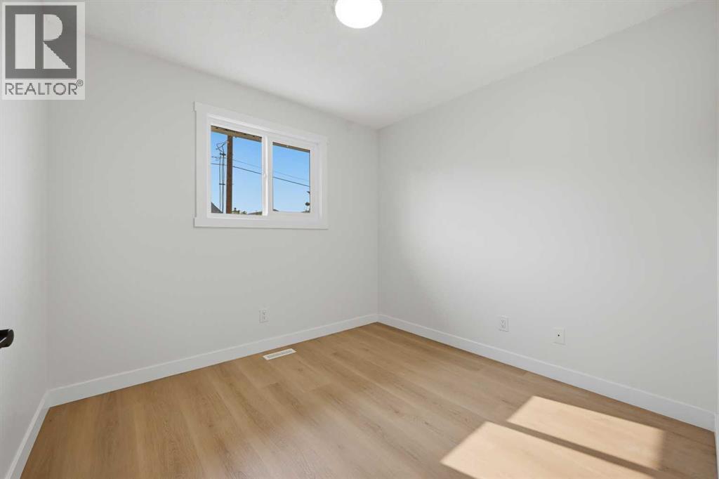 1387 Berkley Drive NW - Image 27