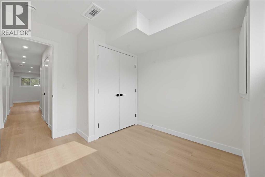 1387 Berkley Drive NW - Image 39