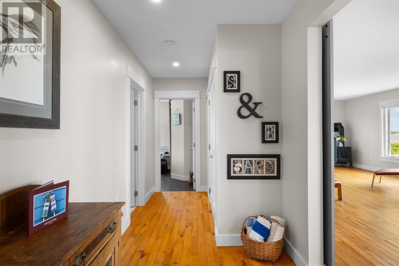 28 Gordons Way - 22
