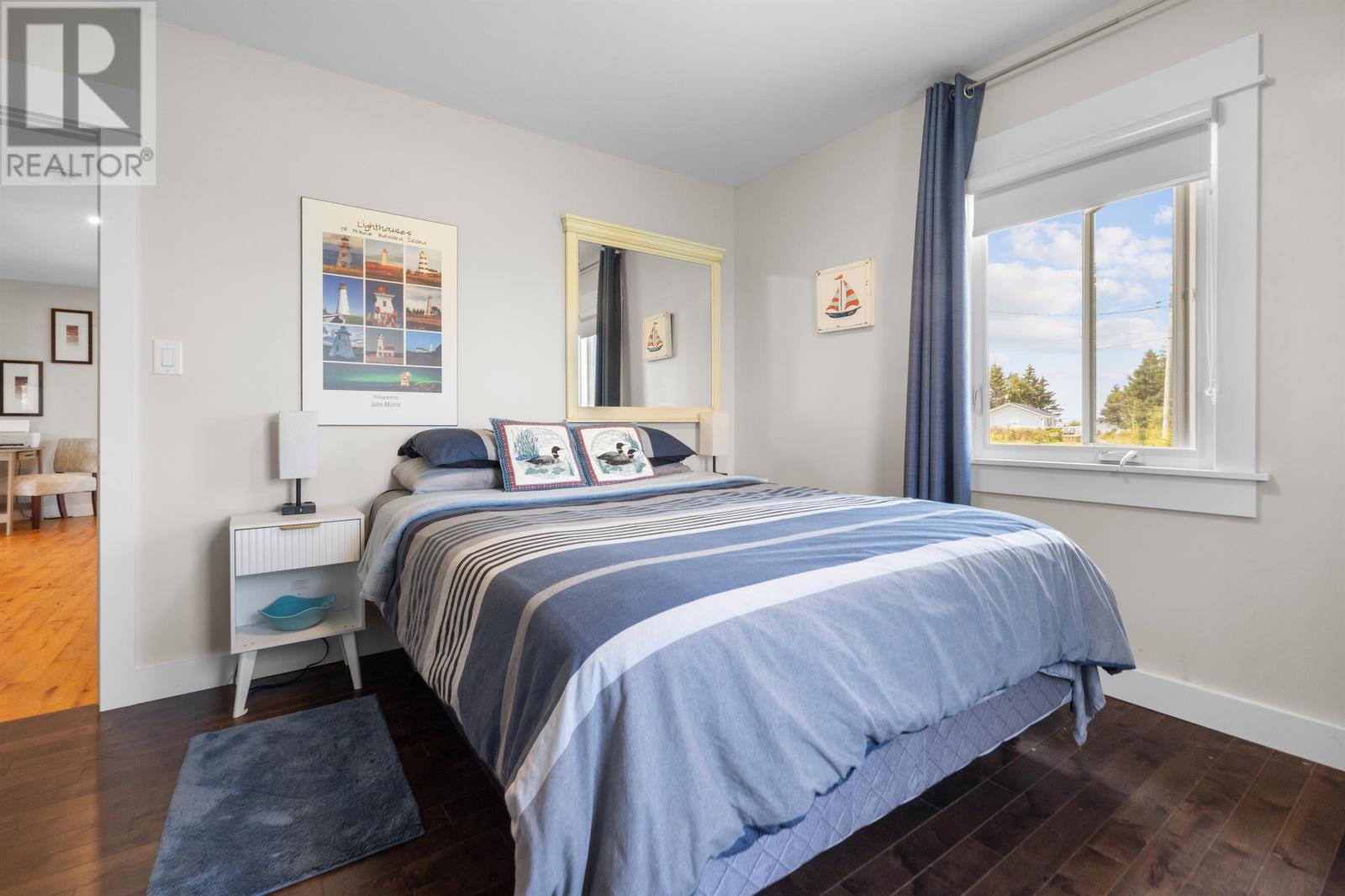 28 Gordons Way - 27