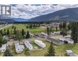 7555 Highway 43 Unit# D6, Sparwood, BC V0B2G1 Photo 59