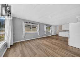 Primary Bedroom - 7555 Highway 43 Unit# D6, Sparwood, BC V0B2G1 Photo 7