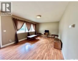 Games room - 119 Taylor Street S, Kamsack, SK S0A1S0 Photo 6