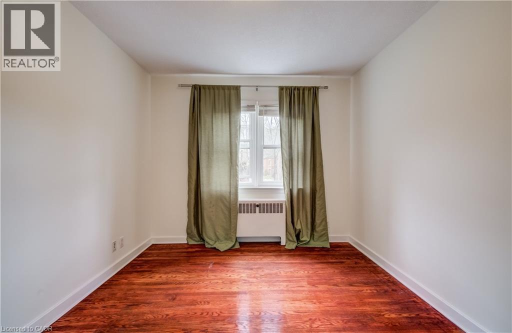 #25 137 EMERALD Street S - 12