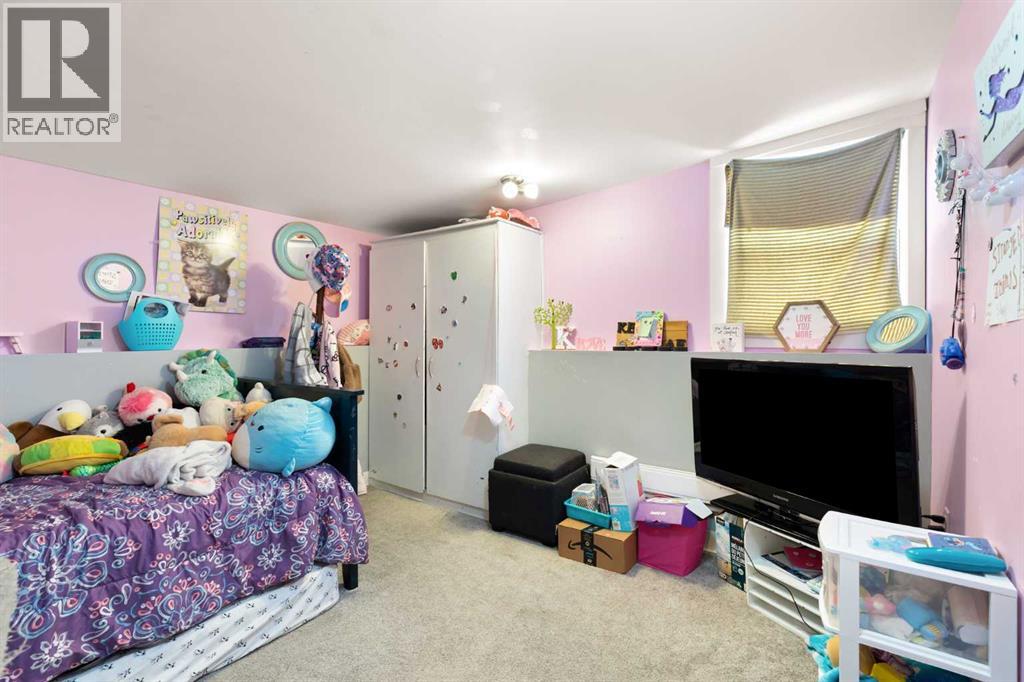 802 2 Street SE - 20