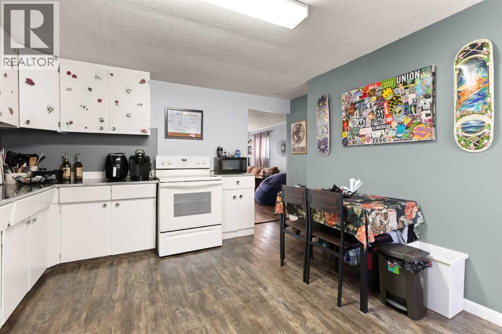 802 2 Street SE - 13