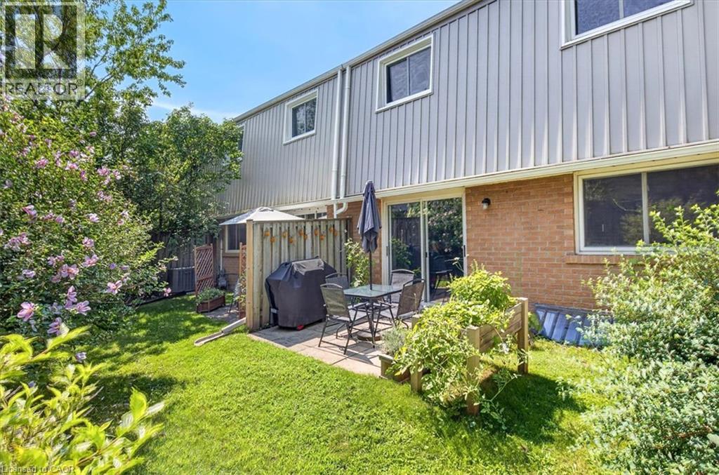 #3 479 WOODVIEW Road - 44