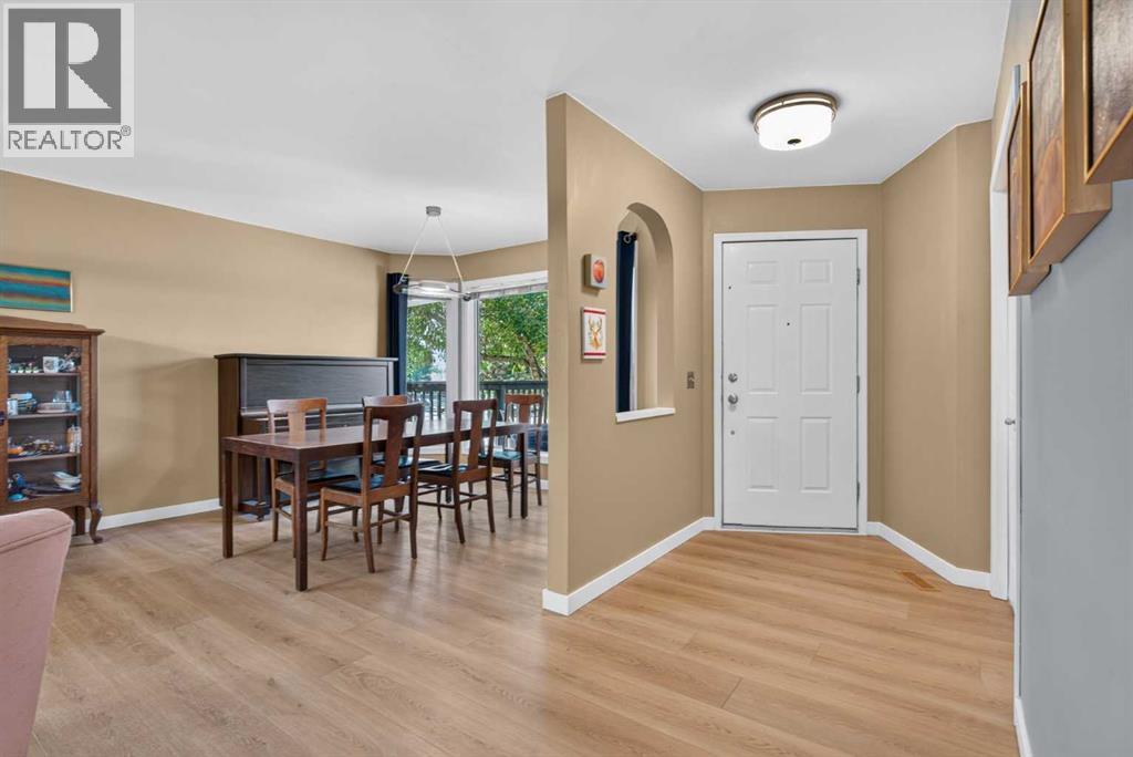 113 Riverview Court W - Image 3