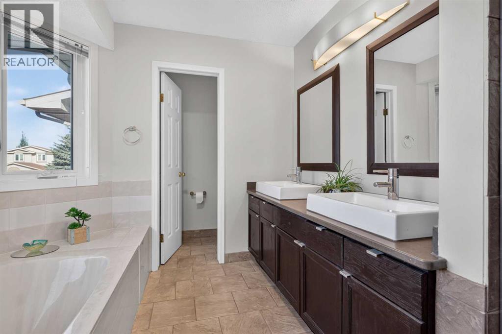 113 Riverview Court W - Image 23