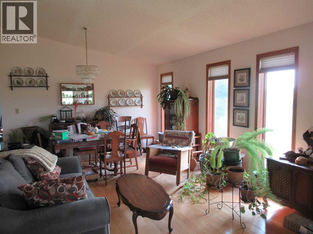 420035 Range Road 32 - 22