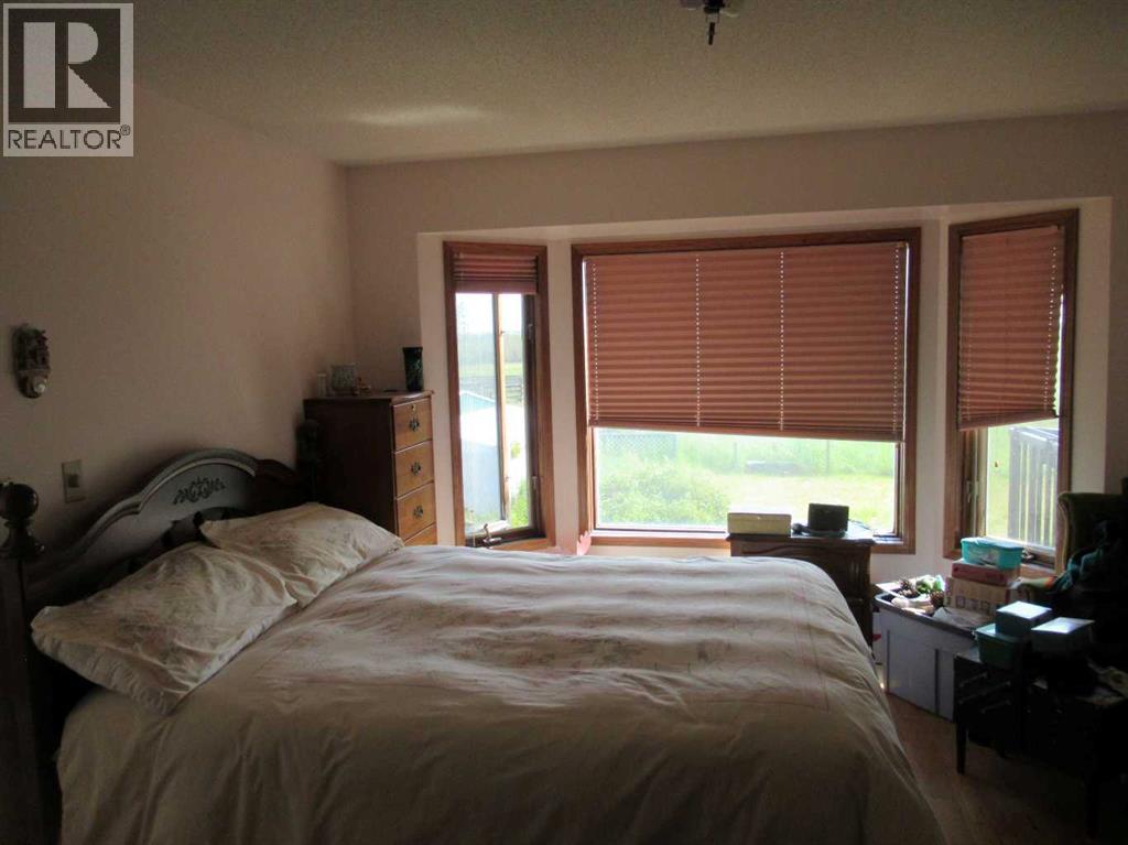 420035 Range Road 32 - 30