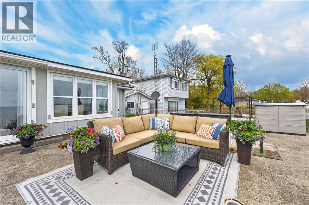 2-bedroom home for sale at 277 BAYGROVE Line, Dunnville ON · photo 8 of 51