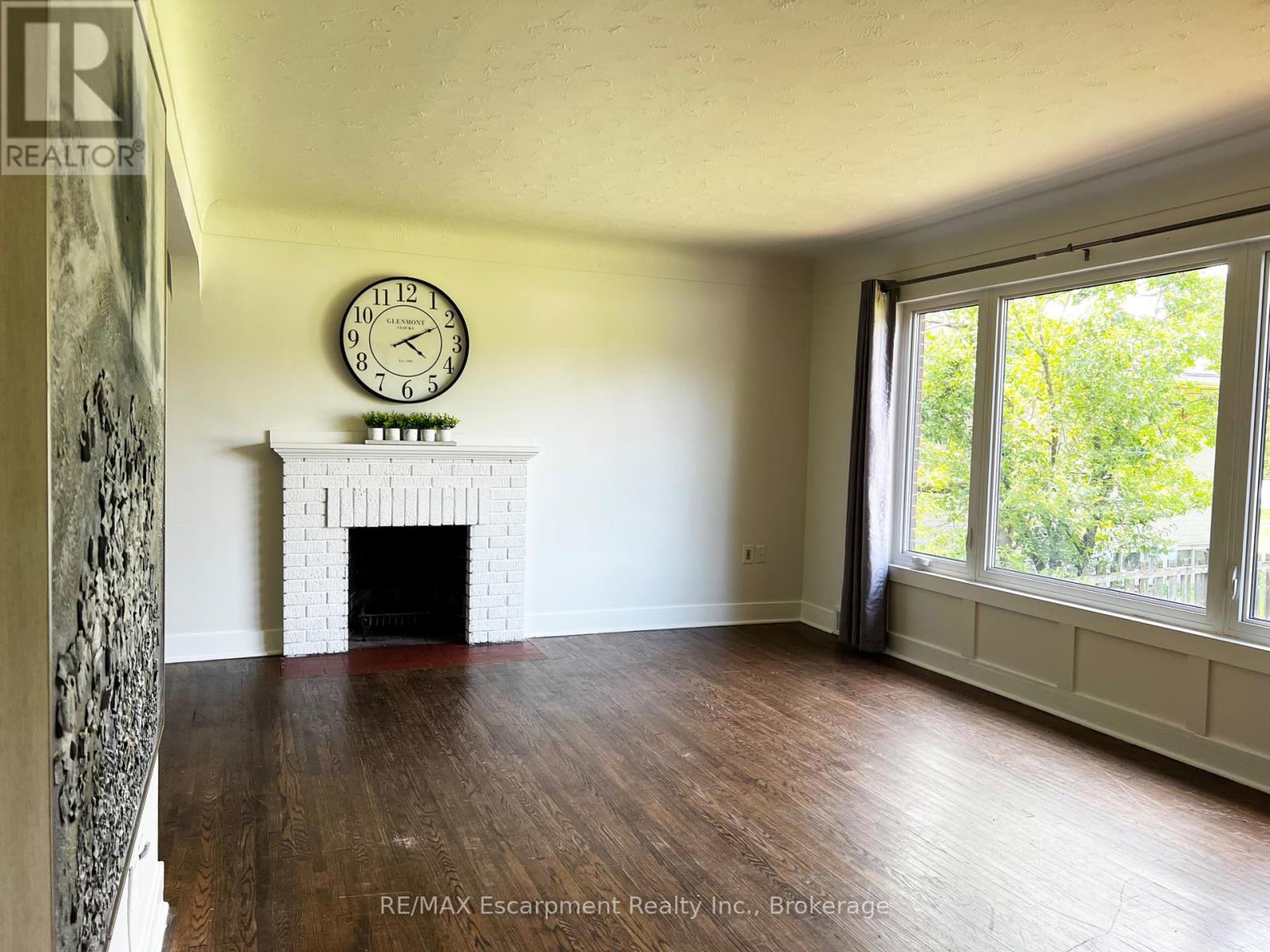 186 GLENDALE AVENUE - 11