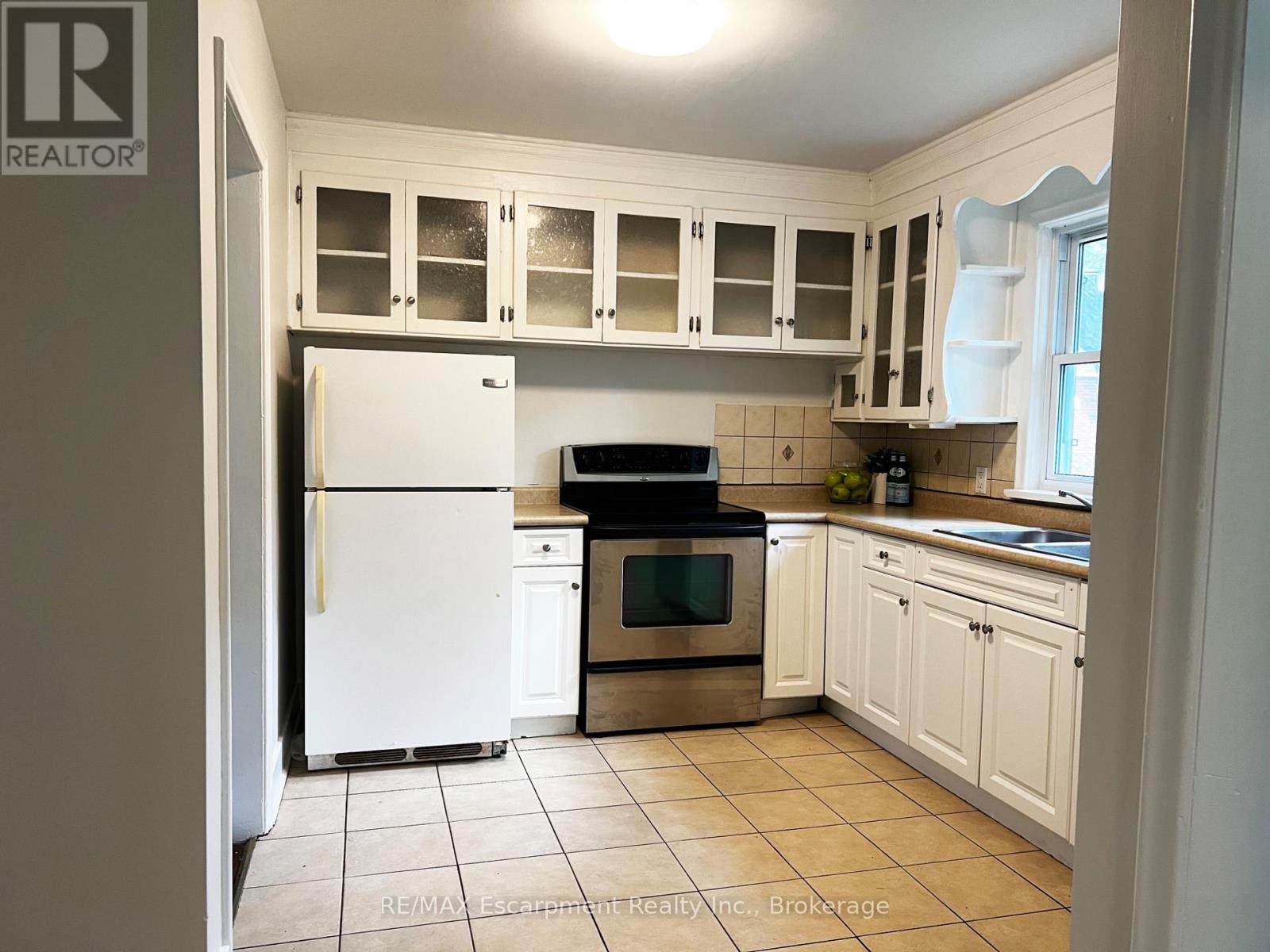 186 GLENDALE AVENUE - 15