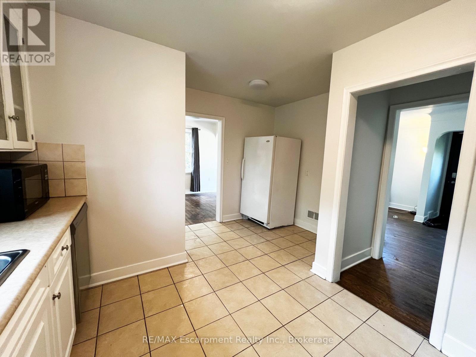186 GLENDALE AVENUE - 19