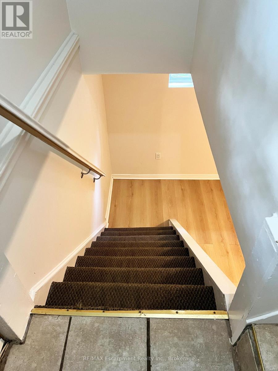 186 GLENDALE AVENUE - 29