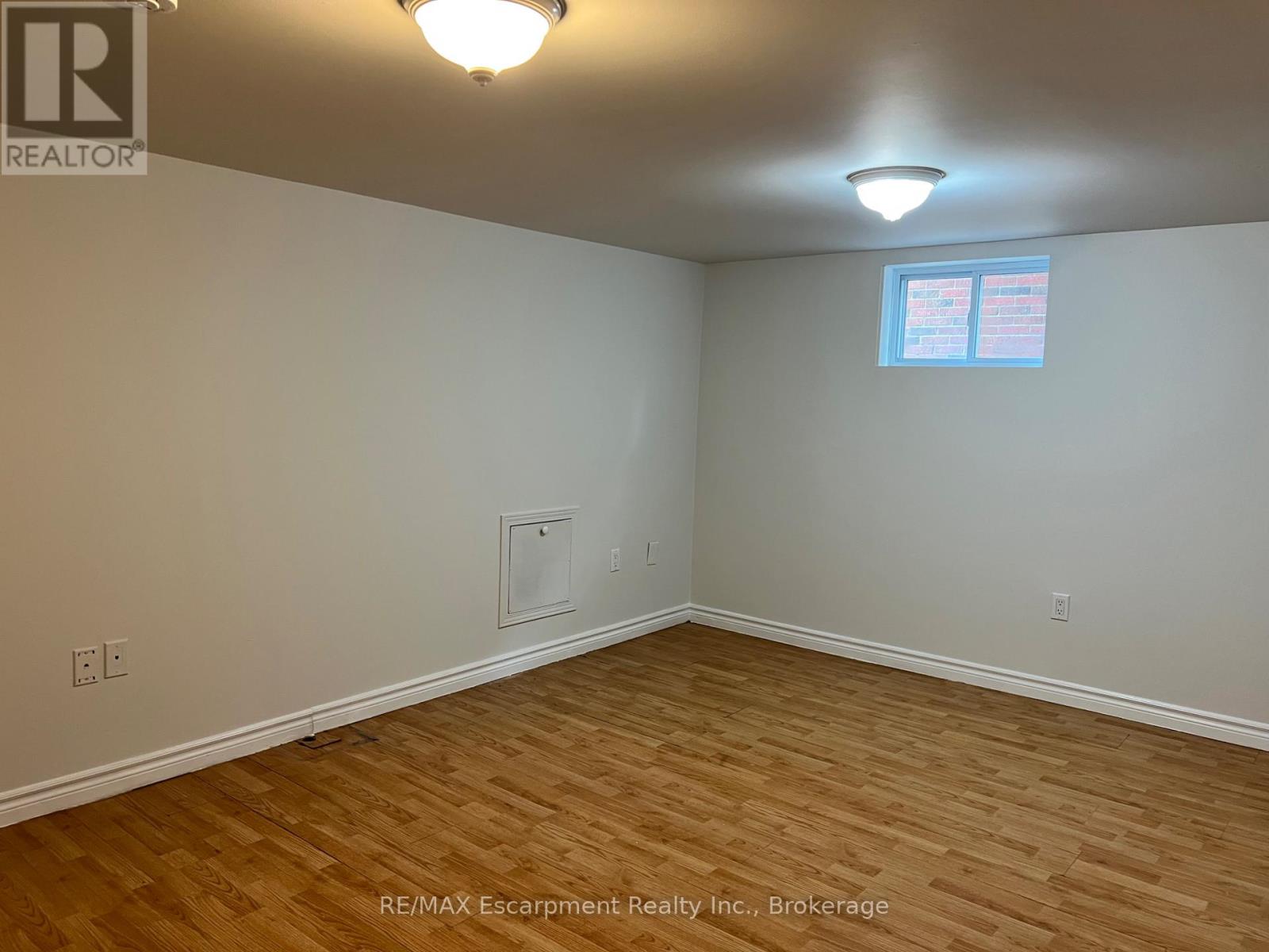 186 GLENDALE AVENUE - 35