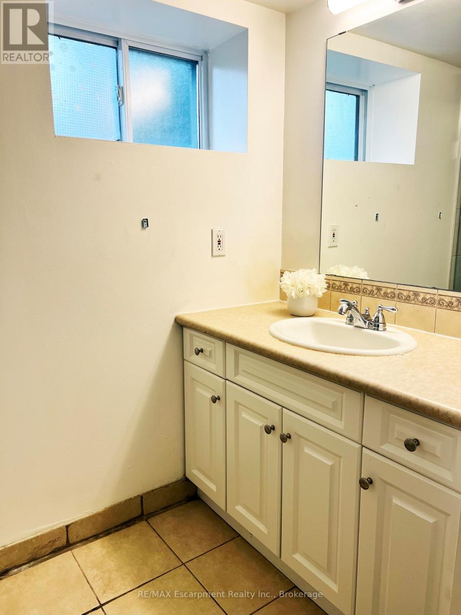 186 GLENDALE AVENUE - 39