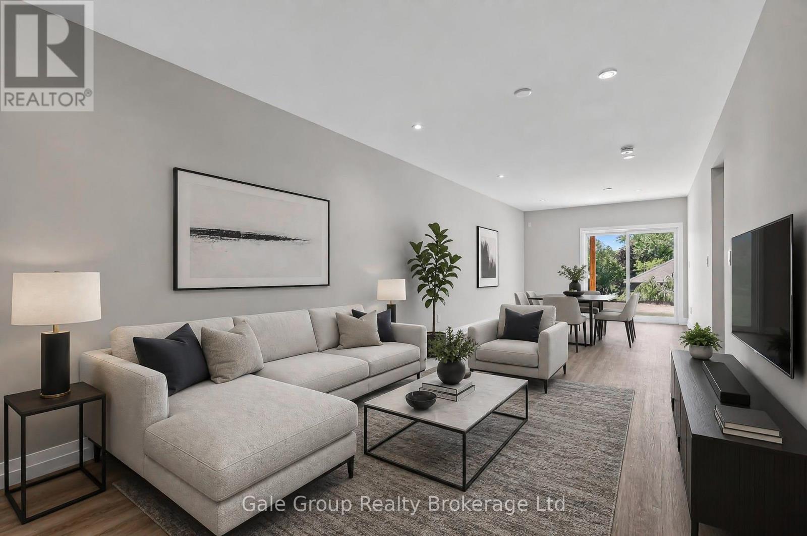 808 GARDEN COURT CRESCENT - Image 17