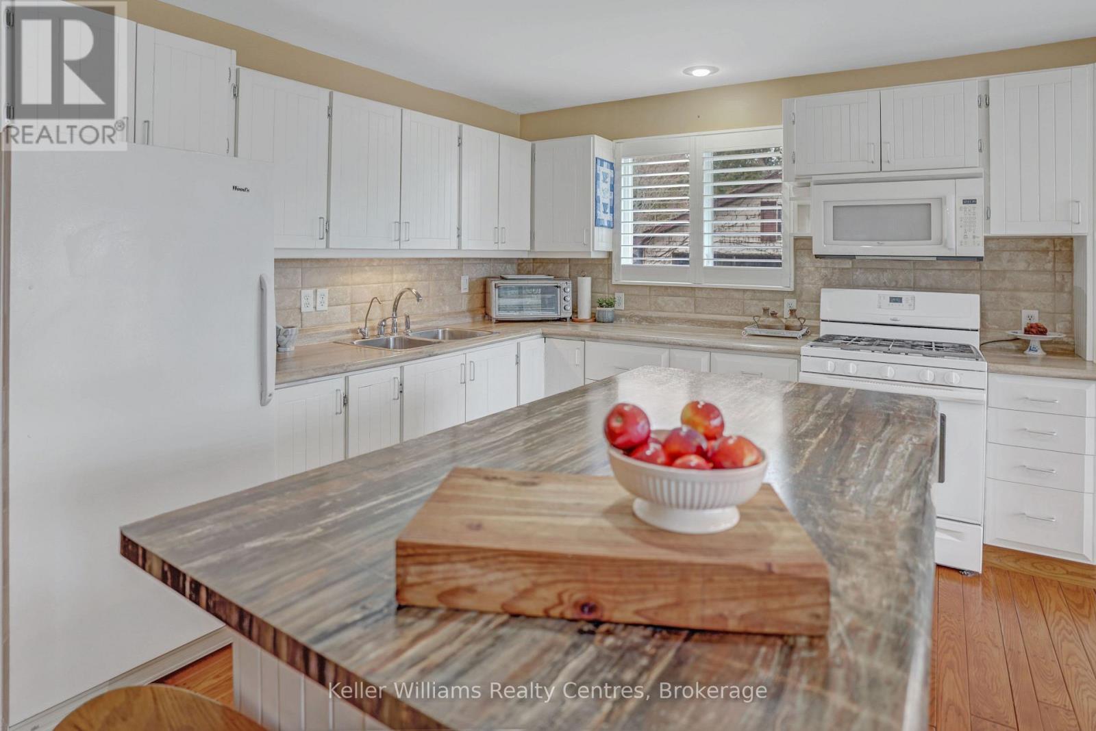 98 HOPE BAY ROAD - 20