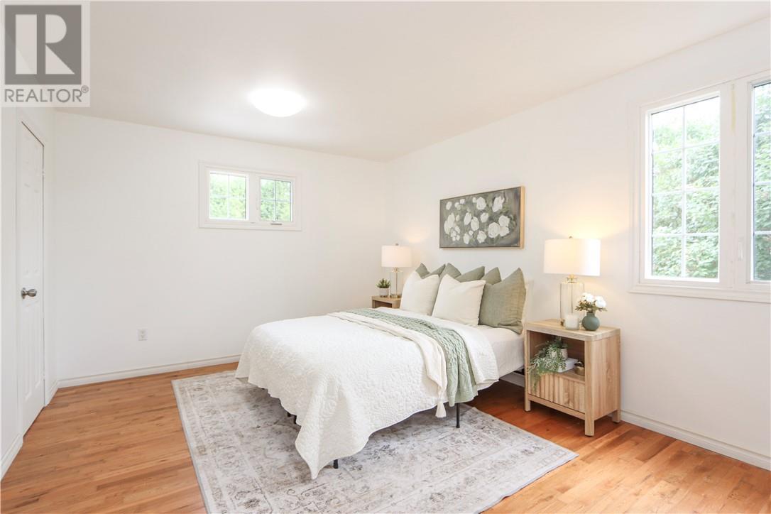 38 Gill Avenue - Image 22