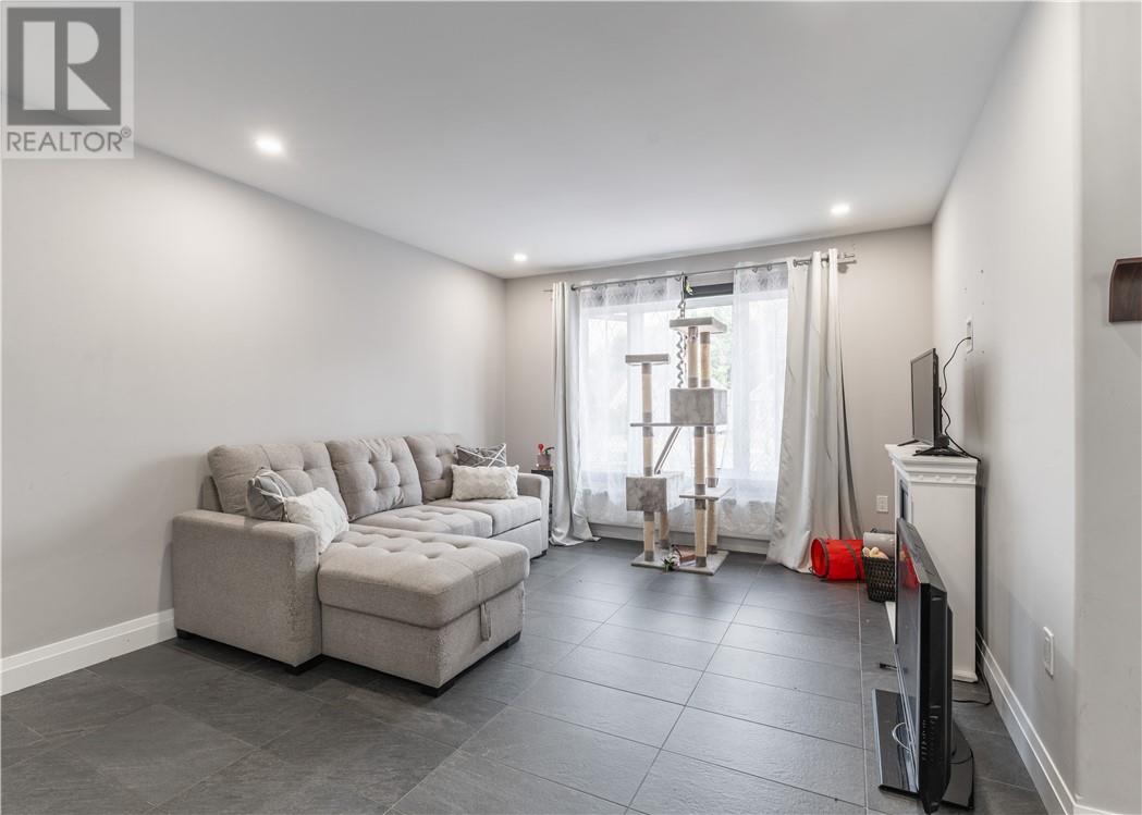 568 Howey Drive - 22