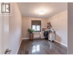 568 Howey Drive, Sudbury, ON P3B1G6 Photo 8