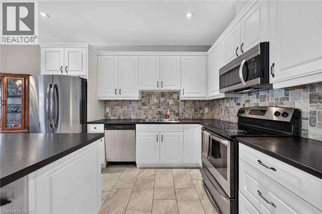 17 GRANTHAM Avenue S - 14