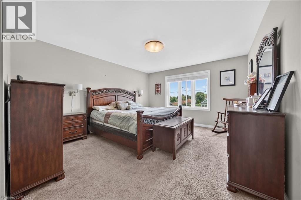 17 GRANTHAM Avenue S - 26