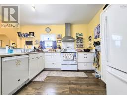 Foyer - 41 242 Highway, Joggins, NS B0L1A0 Photo 9