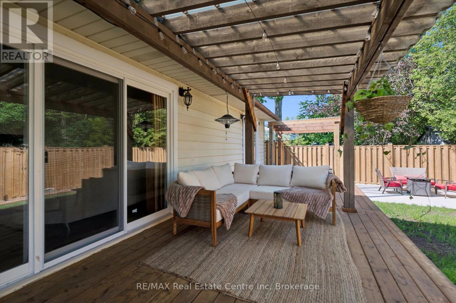289 GARAFRAXA STREET E - Image 30