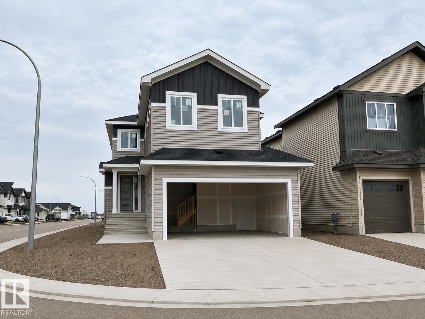 97 Mockingbird Crescent, South Fort — photo 1 of 21: Property photo