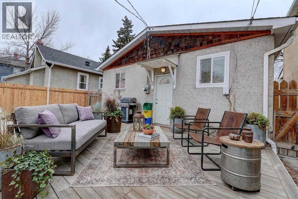 2526 16 Street SE - 24