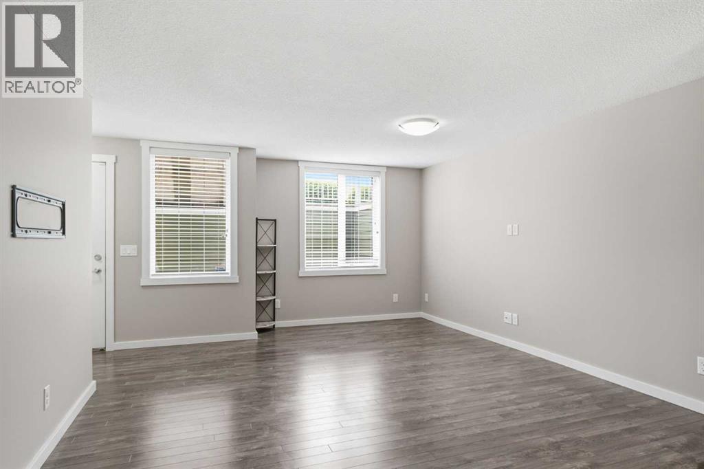 550 Mckenzie Towne Close Southeast - Photo 11