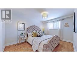 Upper - 17 Baroness Crescent, Toronto, ON M2J3K4 Photo 17