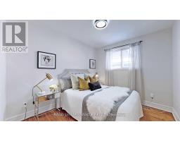 Upper - 17 Baroness Crescent, Toronto, ON M2J3K4 Photo 28
