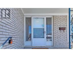 Upper - 17 Baroness Crescent, Toronto, ON M2J3K4 Photo 39