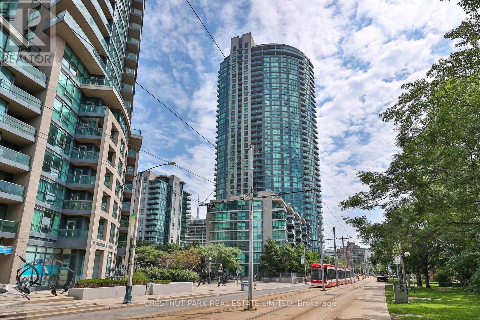 #808 215 FORT YORK BOULEVARD - 27