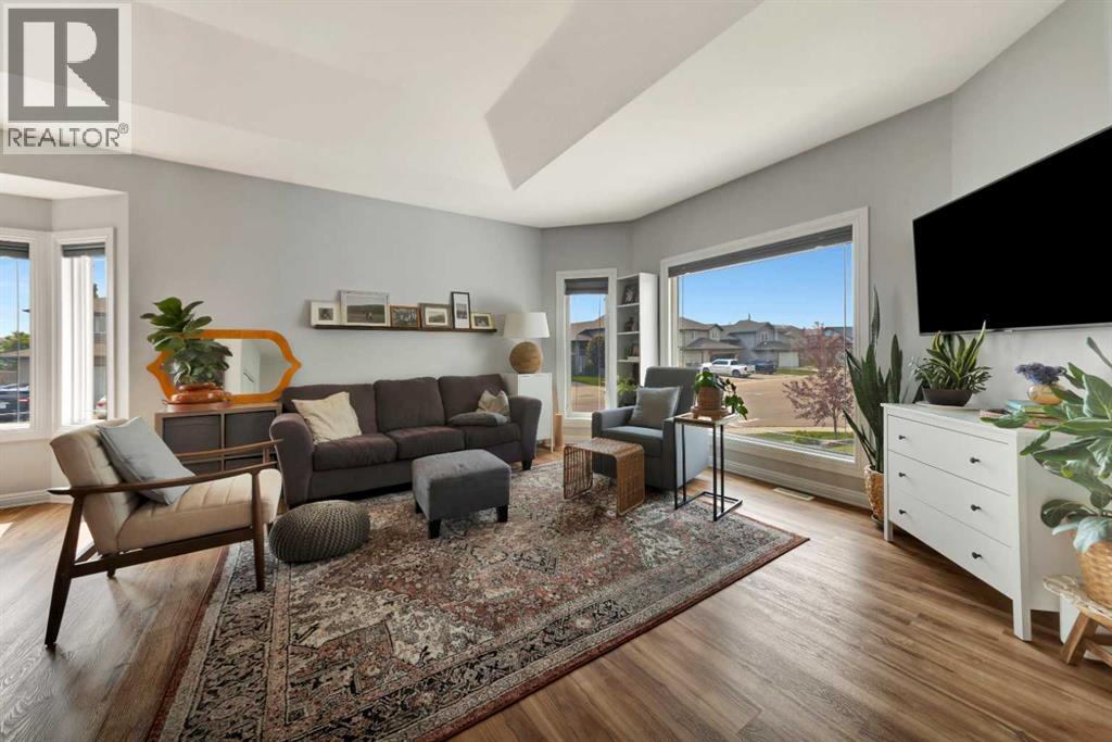 2001 47A Avenue Close - Image 7