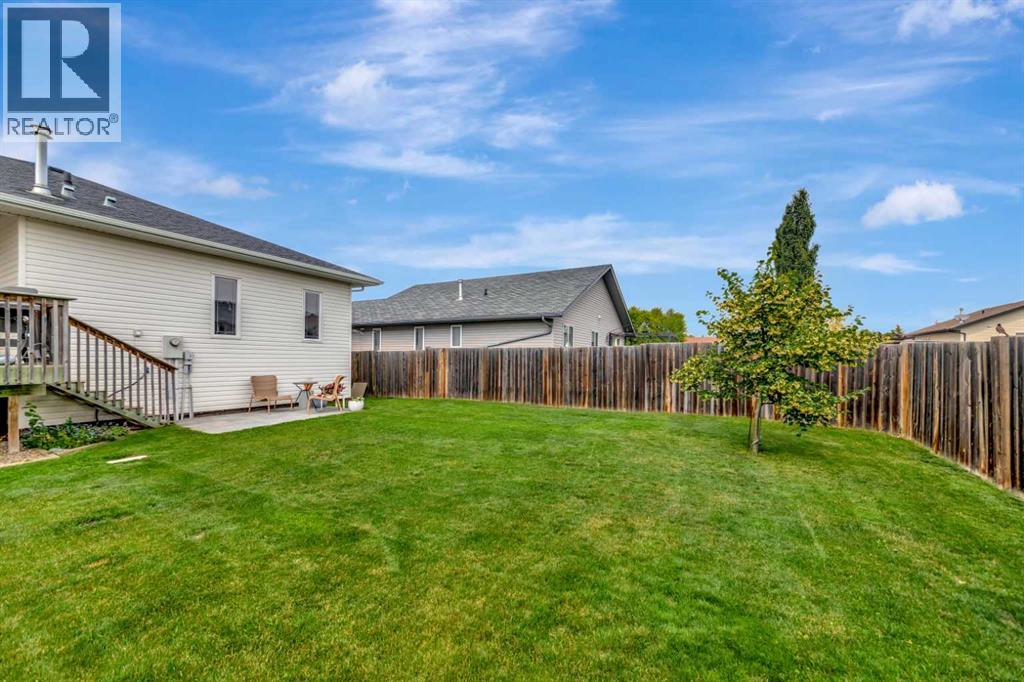 2001 47A Avenue Close - Image 39